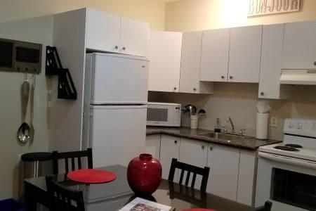 Sweet 2-Bedroom Penthouse Apartment By Amazing Property Rentals Gatineau Exterior photo