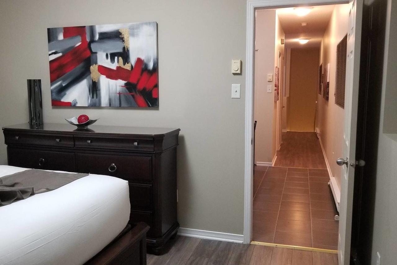 Sweet 2-Bedroom Penthouse Apartment By Amazing Property Rentals Gatineau Exterior photo